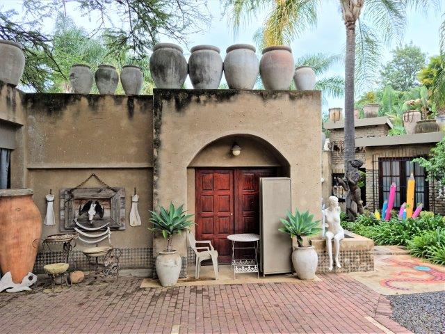 6 Bedroom Property for Sale in Schoemansville North West